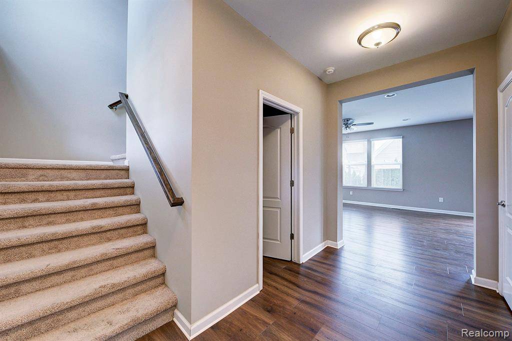 Westland, MI,37135 RUSSELL Drive