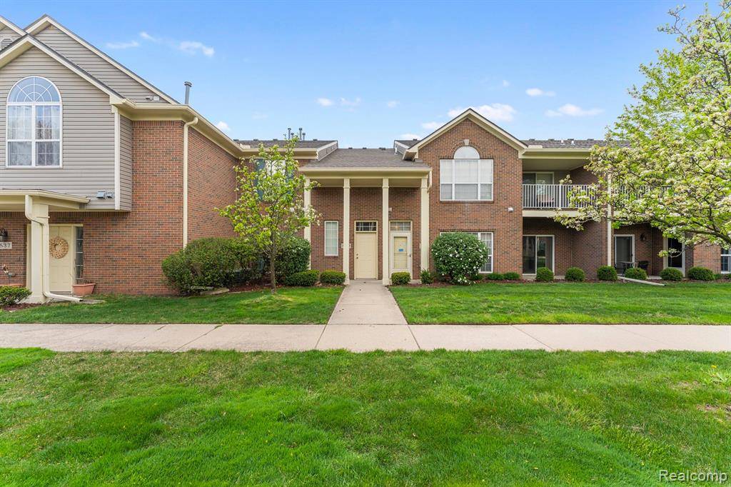 Wyandotte, MI 48192,541 MULBERRY Street