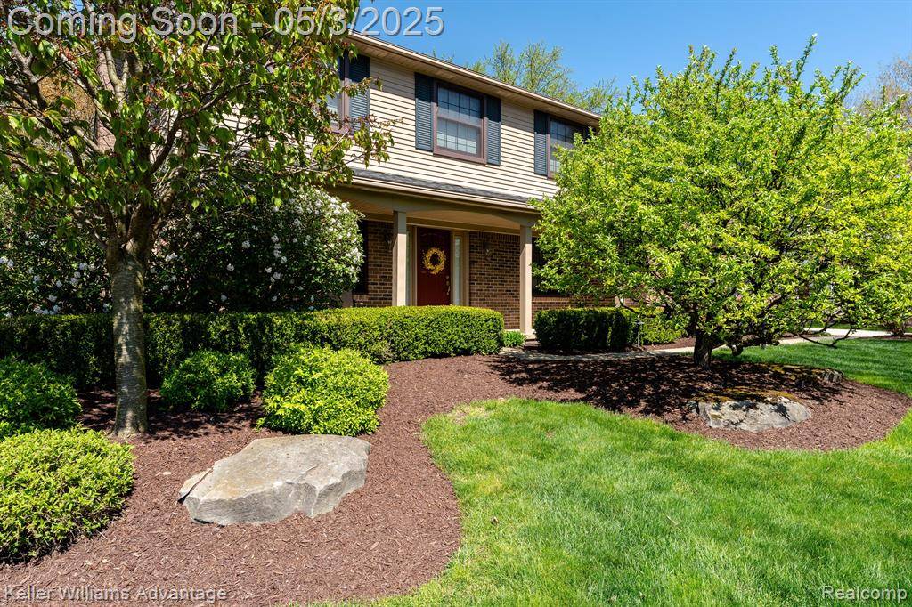 Farmington Hills, MI 48335,21442 Parklane Street