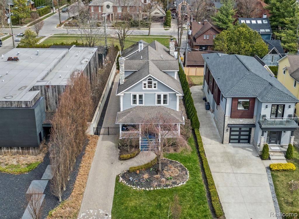 Birmingham, MI 48009,731 S BATES Street