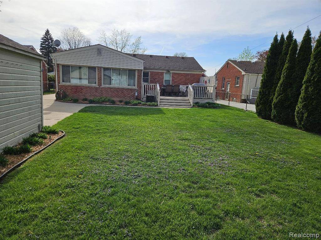 Livonia, MI 48150,11030 FAIRFIELD Street