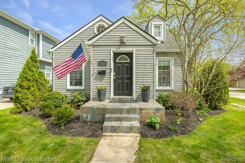 Royal Oak, MI 48067,1502 N ALTADENA Avenue