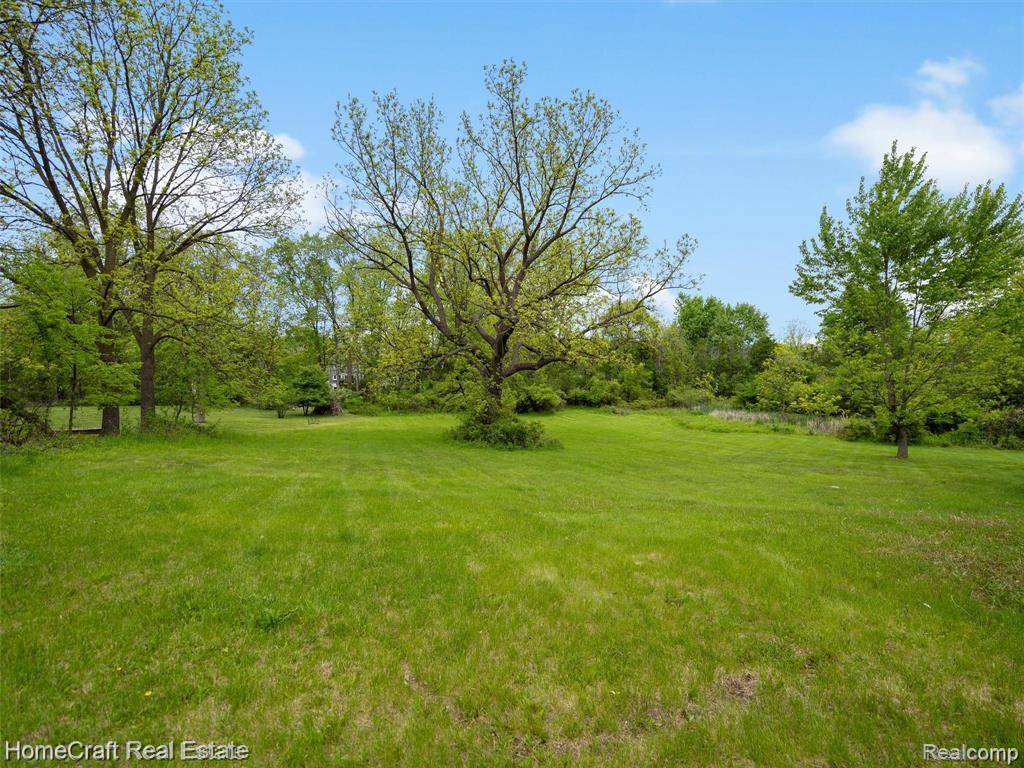 West Bloomfield, MI 48323,3930 Harris Lane