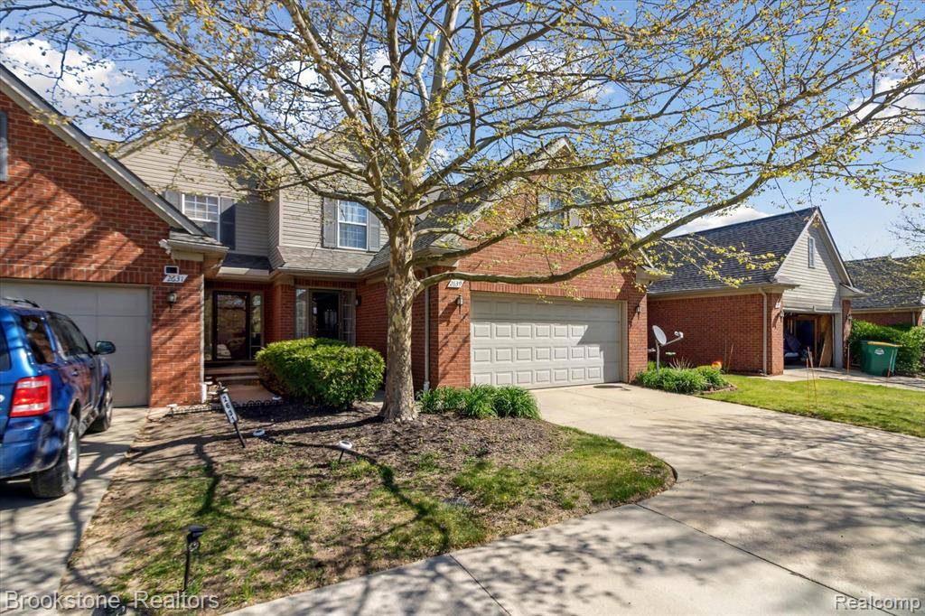Ypsilanti, MI 48198,2639 BLUEWATER Street