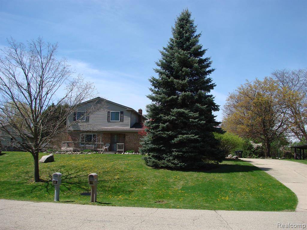 Lake Orion, MI,3818 HI DALE Drive