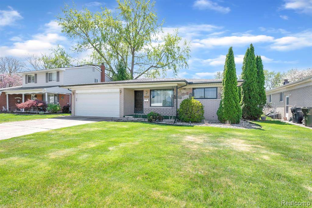 Sterling Heights, MI 48312,11218 LORMAN Drive