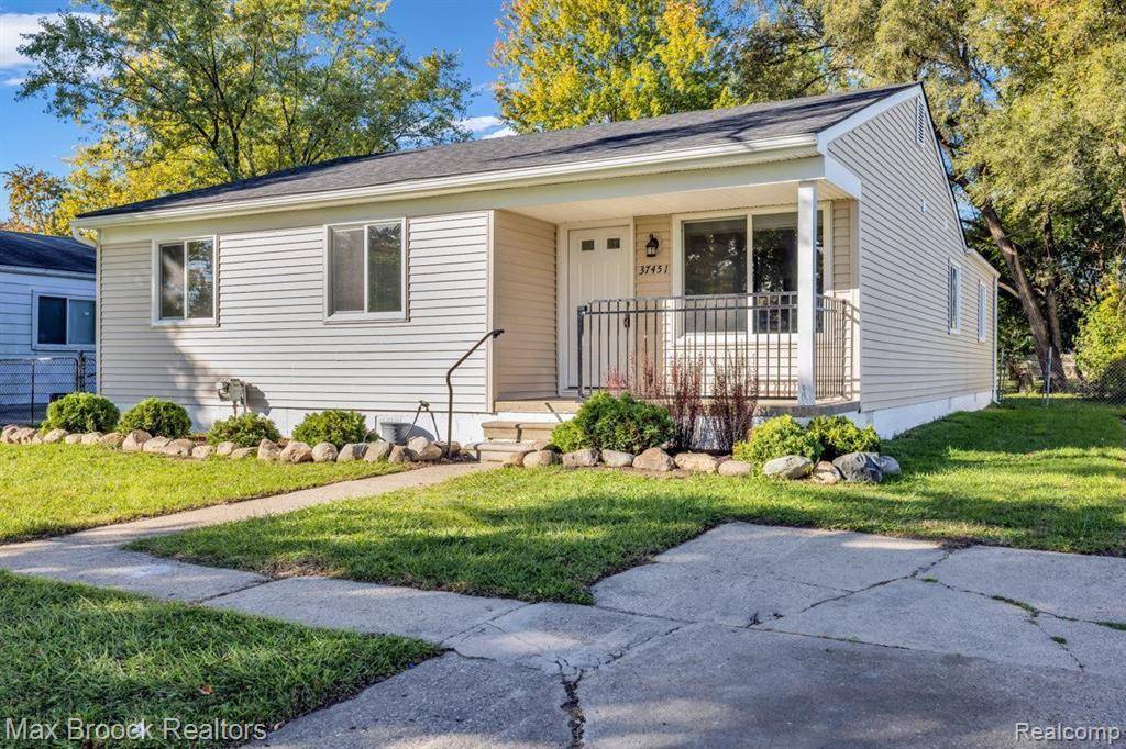 Sterling Heights, MI 48310,37451 CARPATHIA Boulevard