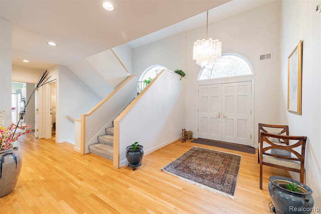 Bloomfield Hills, MI 48301,4599 RAVINE Drive