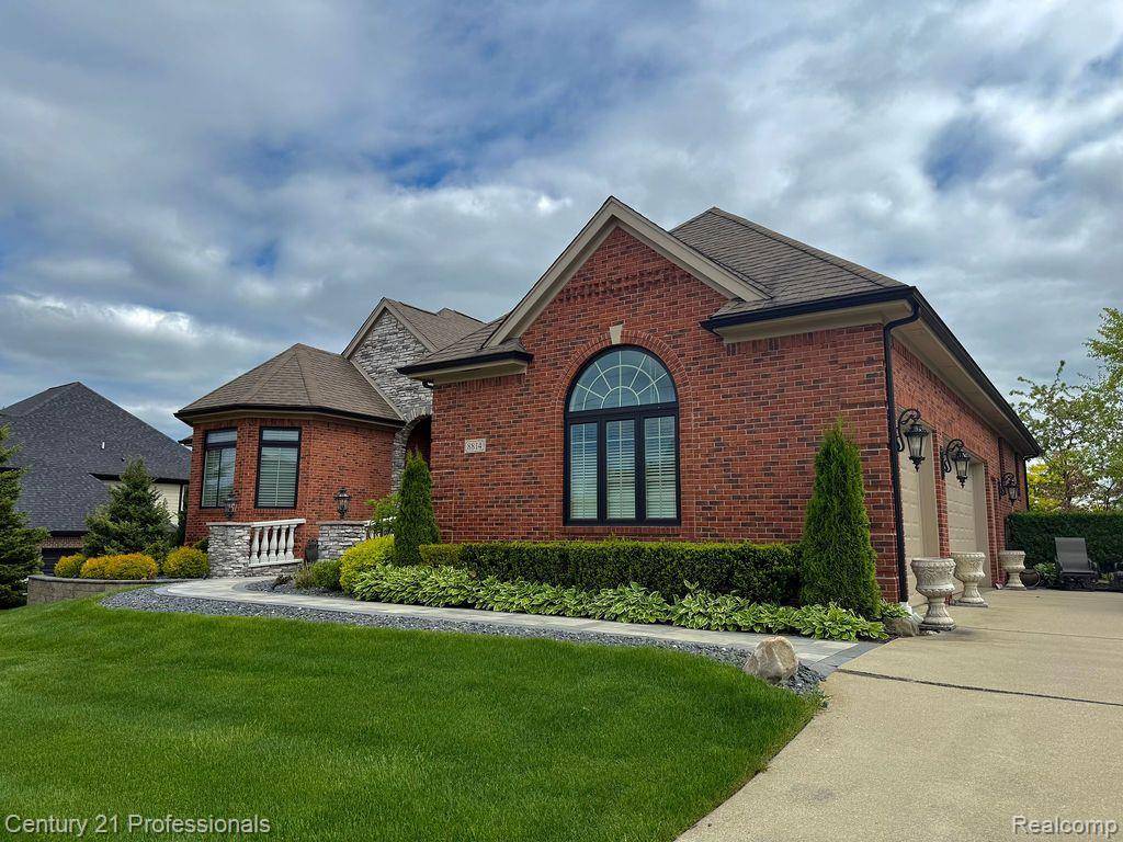 Washington, MI 48095,8814 PRESTWICK Lane
