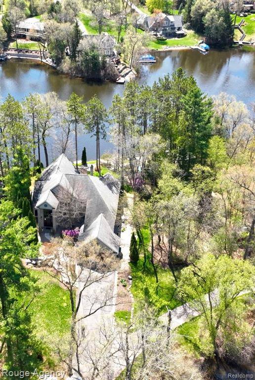 Lake Orion, MI 48362,1151 ABSEGUAMI Trail
