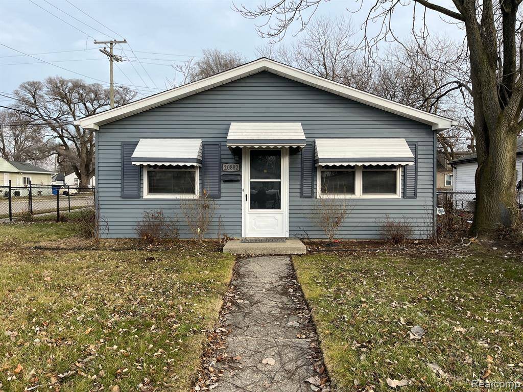 Warren, MI 48089,20882 HELLE Avenue