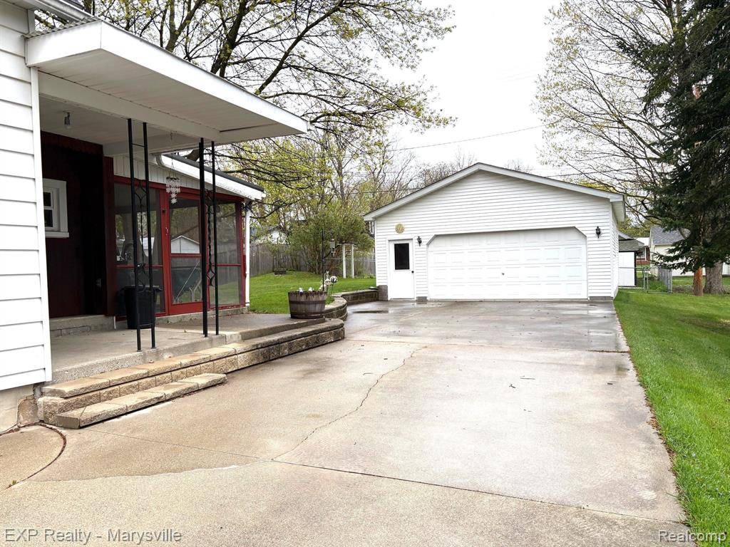 Yale, MI 48097,206 SPRING Street