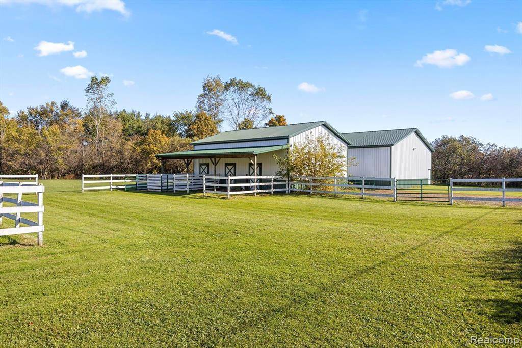 China, MI,3985 Wadhams Road