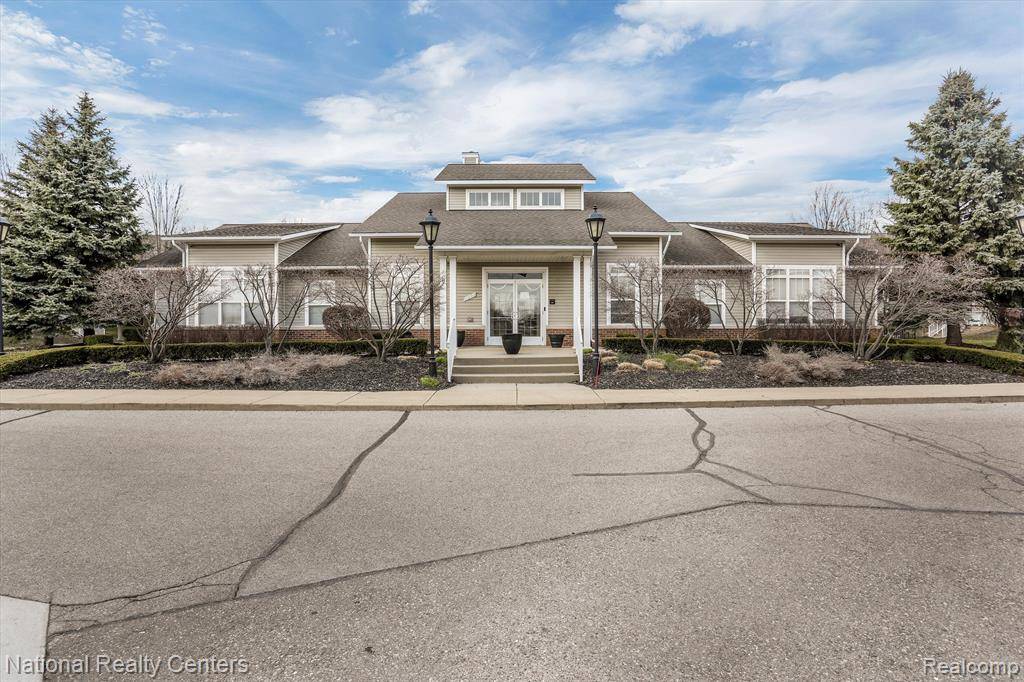 Utica, MI 48315,11691 SQUIERS Boulevard