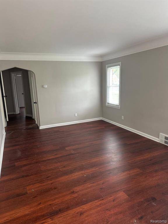 Dearborn Heights, MI 48127,6557 HEYDEN Street