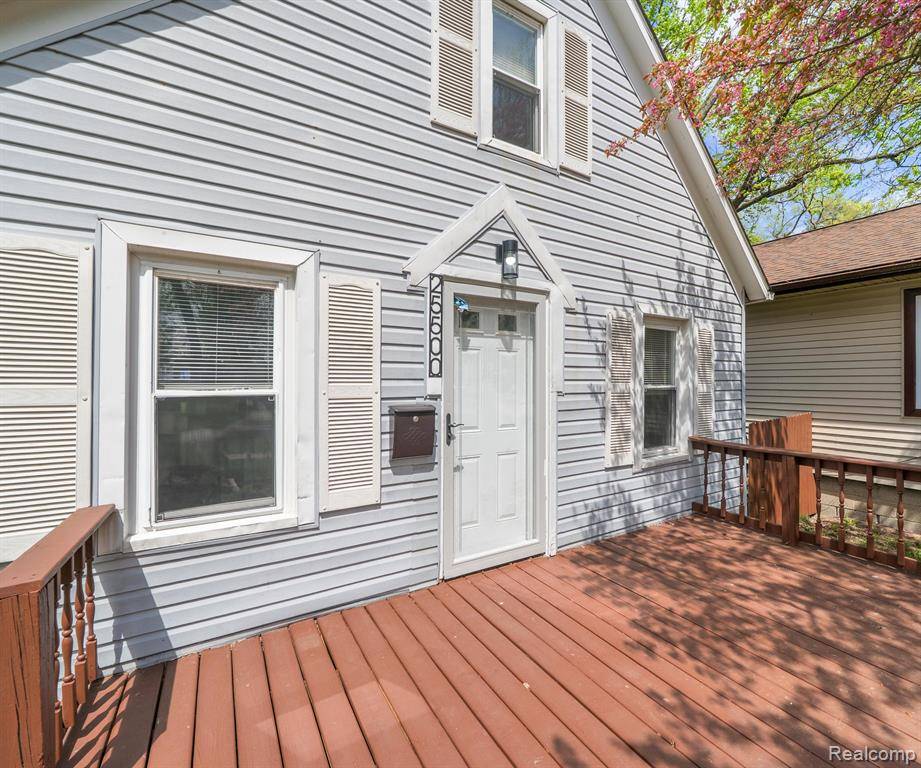Dearborn Heights, MI 48125,25500 YALE Street