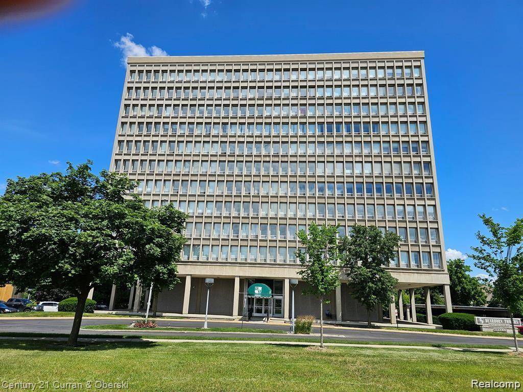Dearborn, MI 48124,22700 GARRISON Street