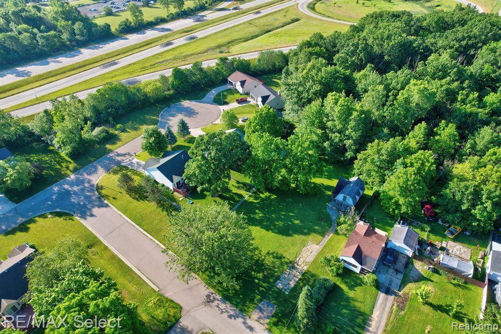 Grand Blanc, MI 48507,1226 HARDING Drive