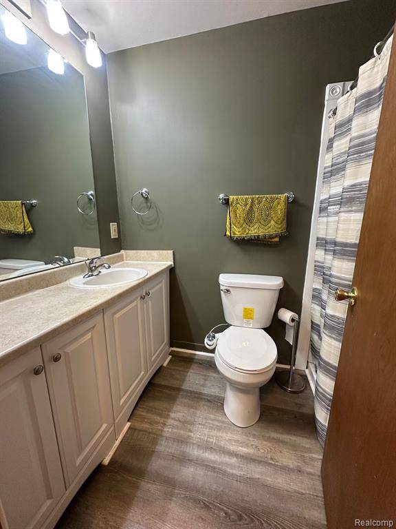 Southgate, MI 48195,16046 HOLZ Drive
