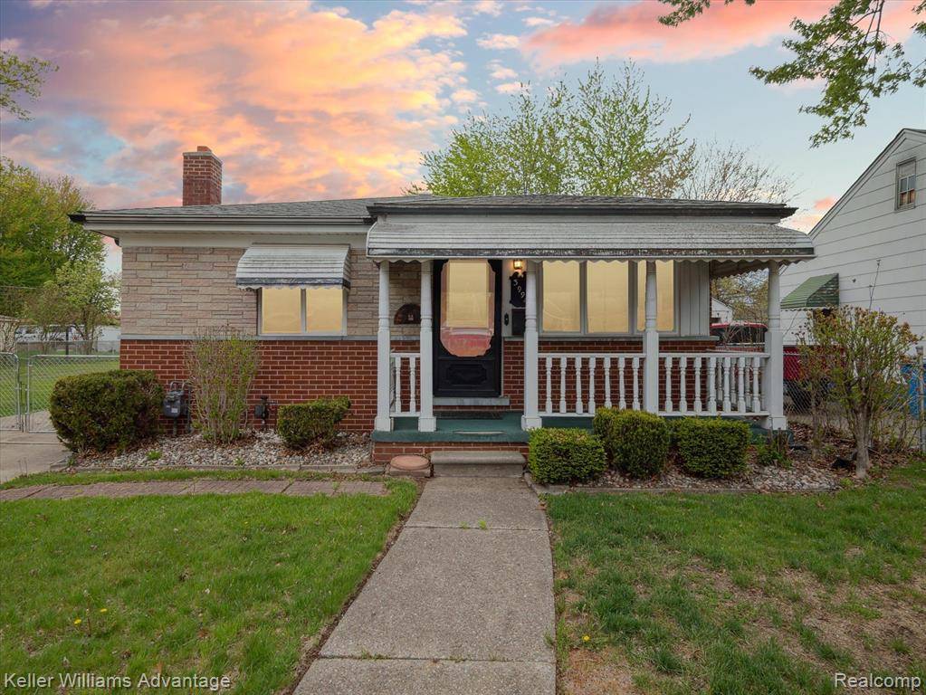 Dearborn Heights, MI 48125,3994 CAMPBELL Street
