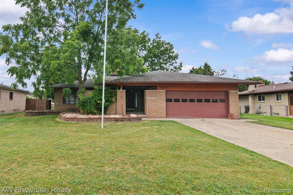 Sterling Heights, MI 48313,43351 ASPEN Drive