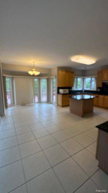 Novi, MI,23901 BROADMOOR PARK Lane