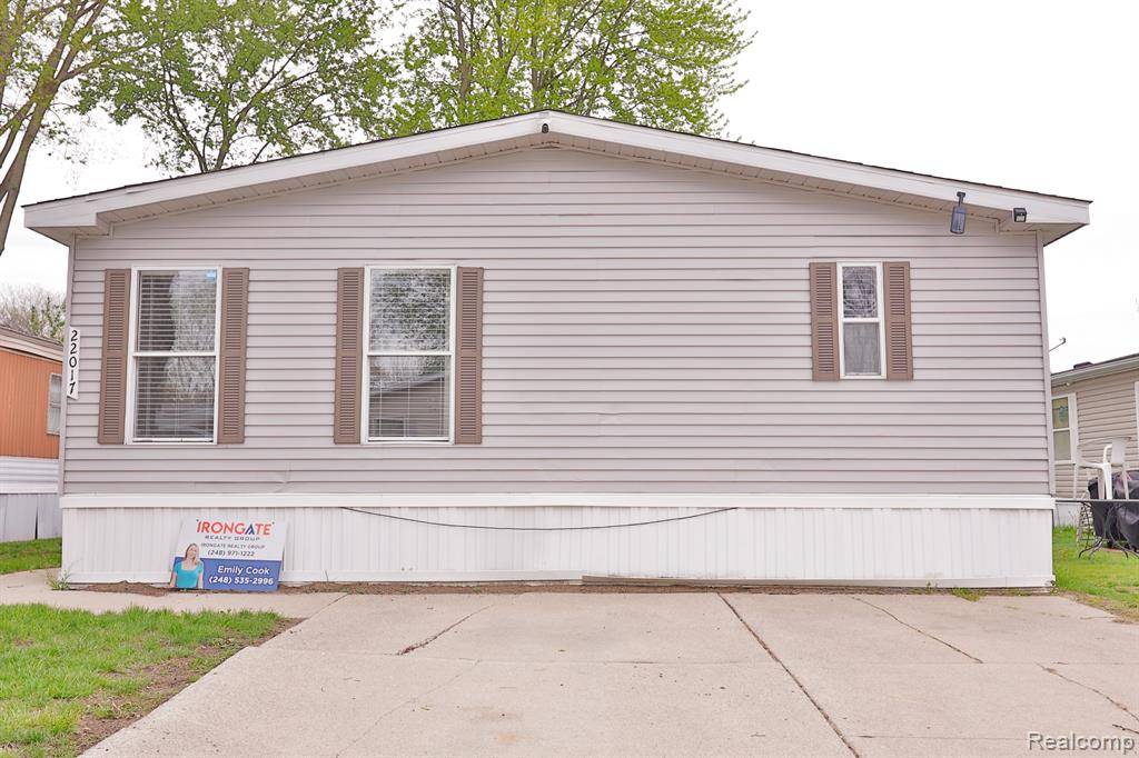 Romulus, MI 48174,22017 Letour St