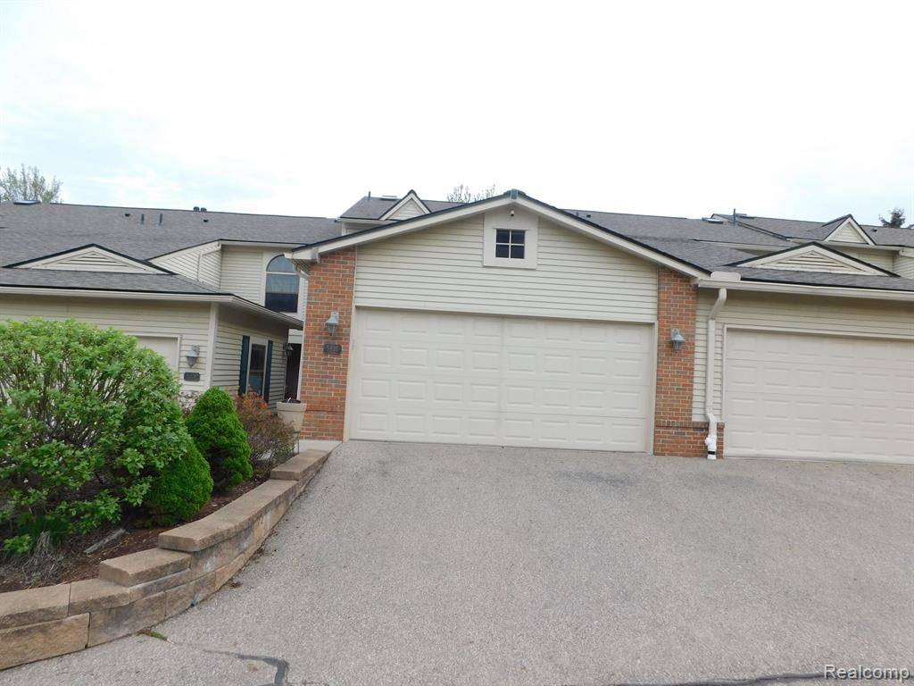 West Bloomfield, MI,5606 DRAKE HOLLOW W Drive