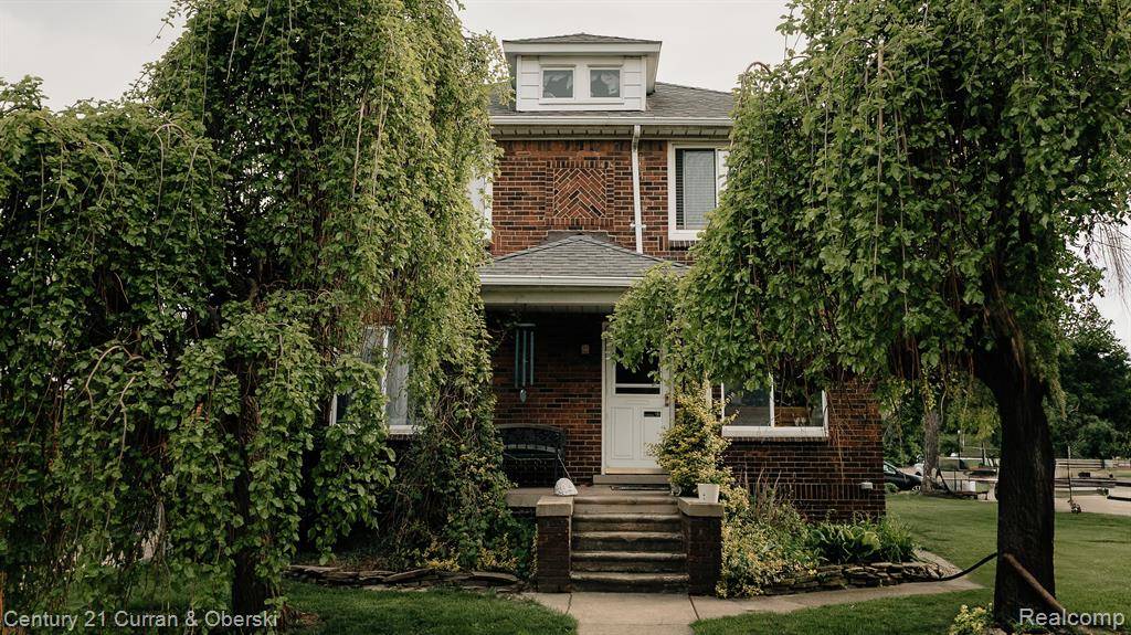 Allen Park, MI 48101,15261 DEMEAN Avenue