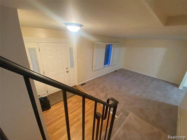 Sterling Heights, MI 48313,12360 MYLES