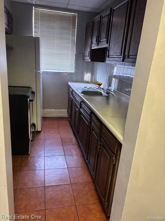 Dearborn, MI 48126,13736 MICHIGAN Avenue
