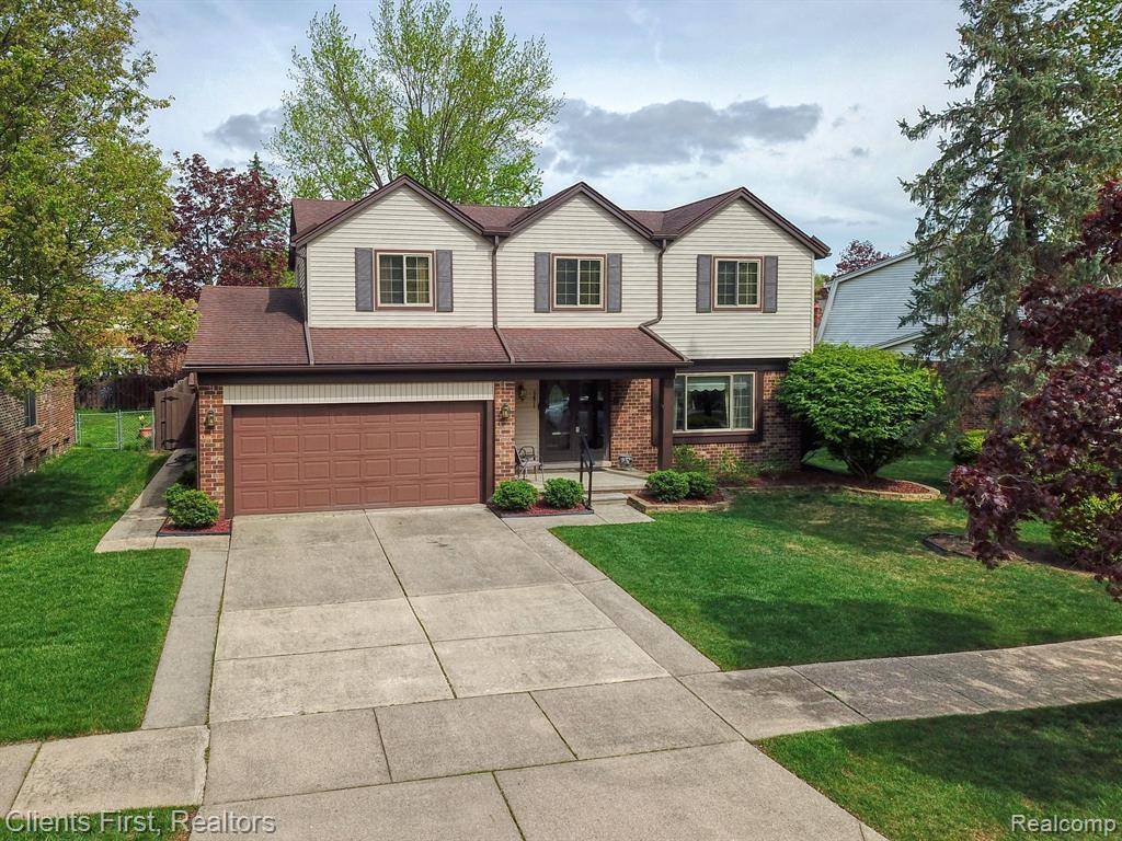 Canton, MI 48188,1471 LEDGEWOOD Drive