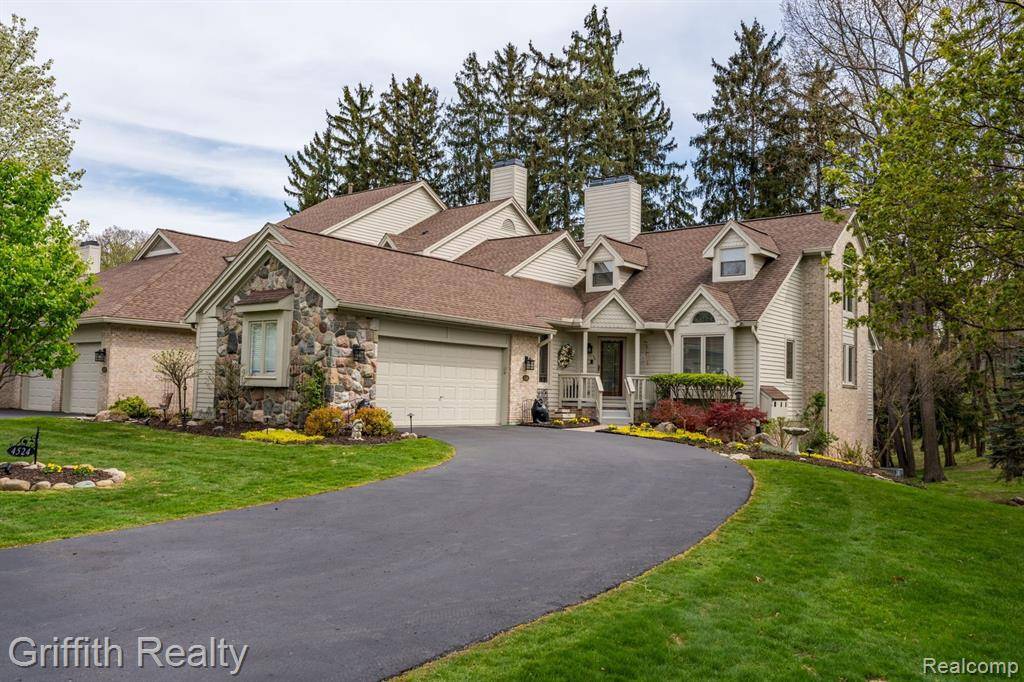 Brighton, MI 48116,4524 GLEN EAGLES Drive