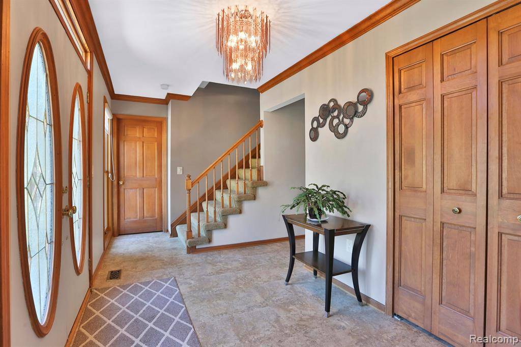Farmington Hills, MI 48335,25215 RUTLEDGE CROSSING