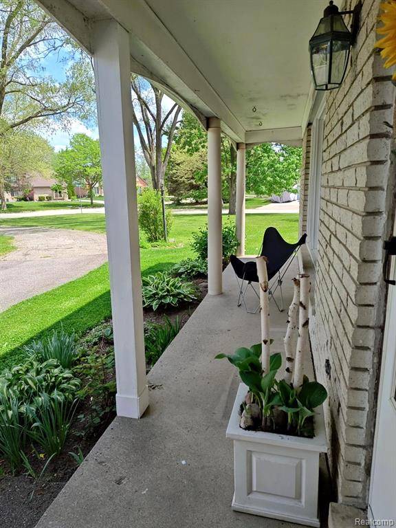 Troy, MI 48084,3385 MUERKNOLL Drive