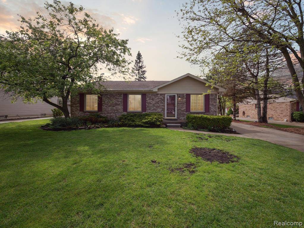 Troy, MI 48083,3207 KILMER Drive