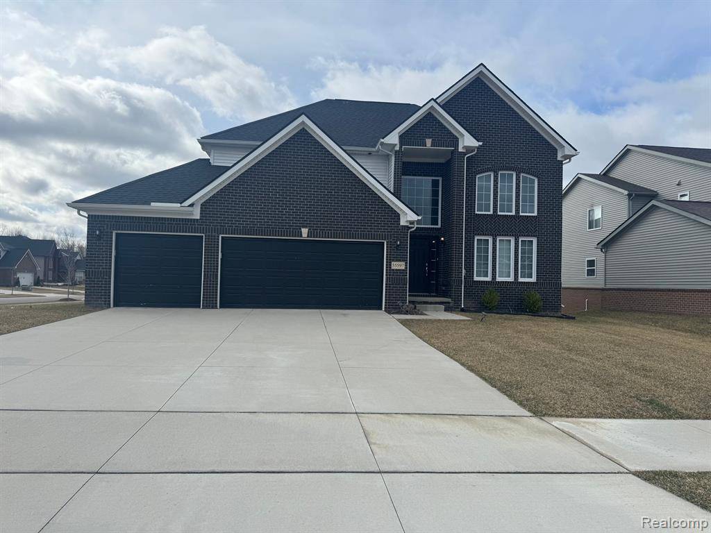 South Lyon, MI 48178,55597 WORLINGTON Lane