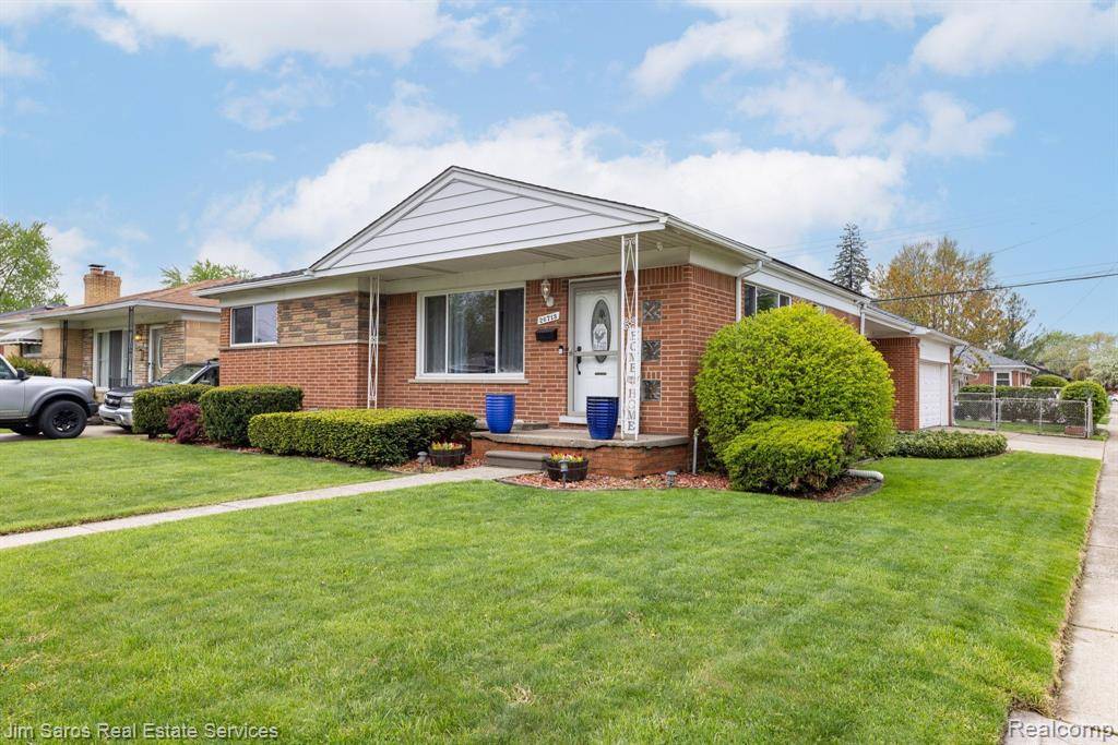 Saint Clair Shores, MI 48081,26713 Princeton Street