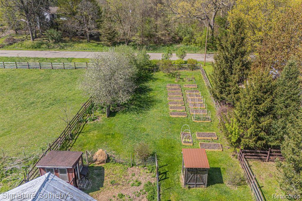 Munith, MI 49259,9827 KENNEDY Road