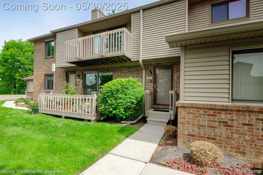 West Bloomfield, MI,7938 LAWRENCE