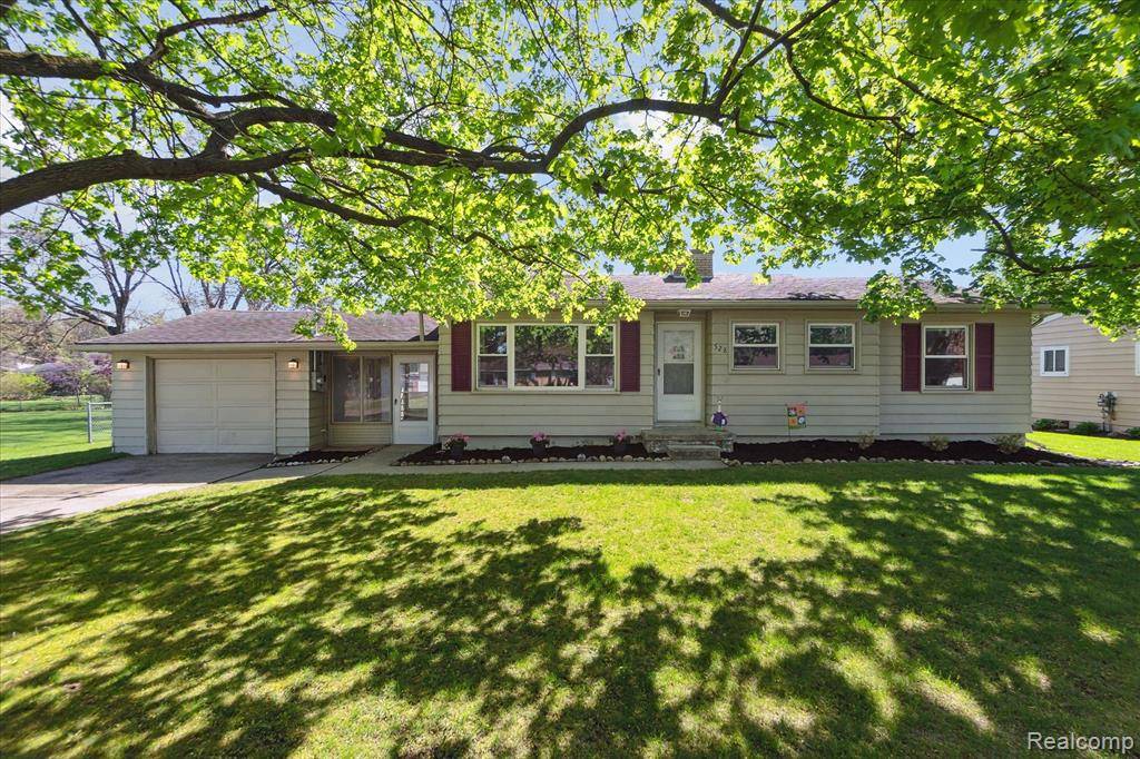 Flushing, MI 48433,528 JAMES CONNIS Drive