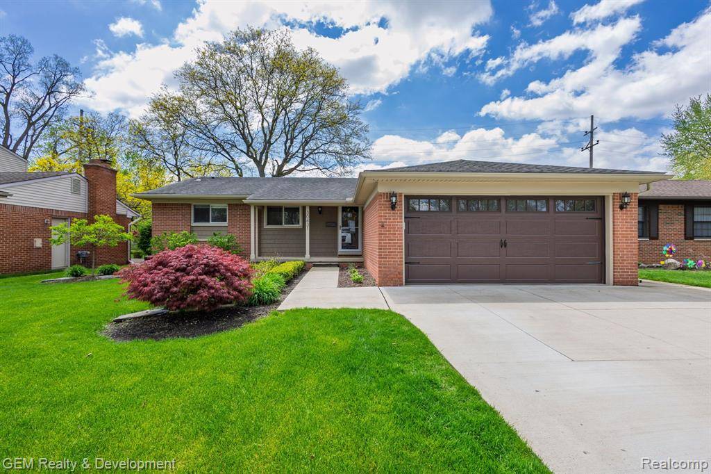 Livonia, MI 48152,30431 BOBRICH Street