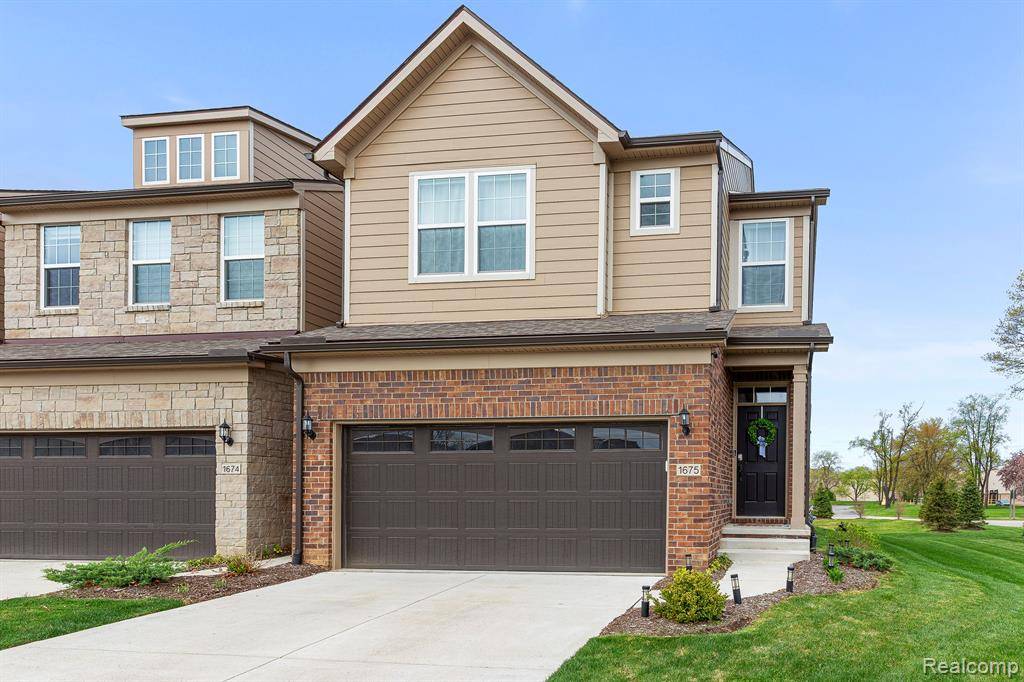 Walled Lake, MI 48390,1675 ADDISON Circle