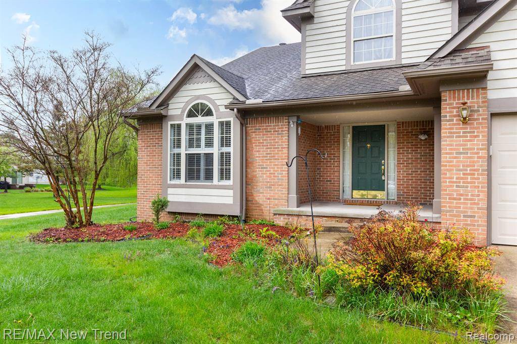 Ann Arbor, MI 48105,4905 RAVINE