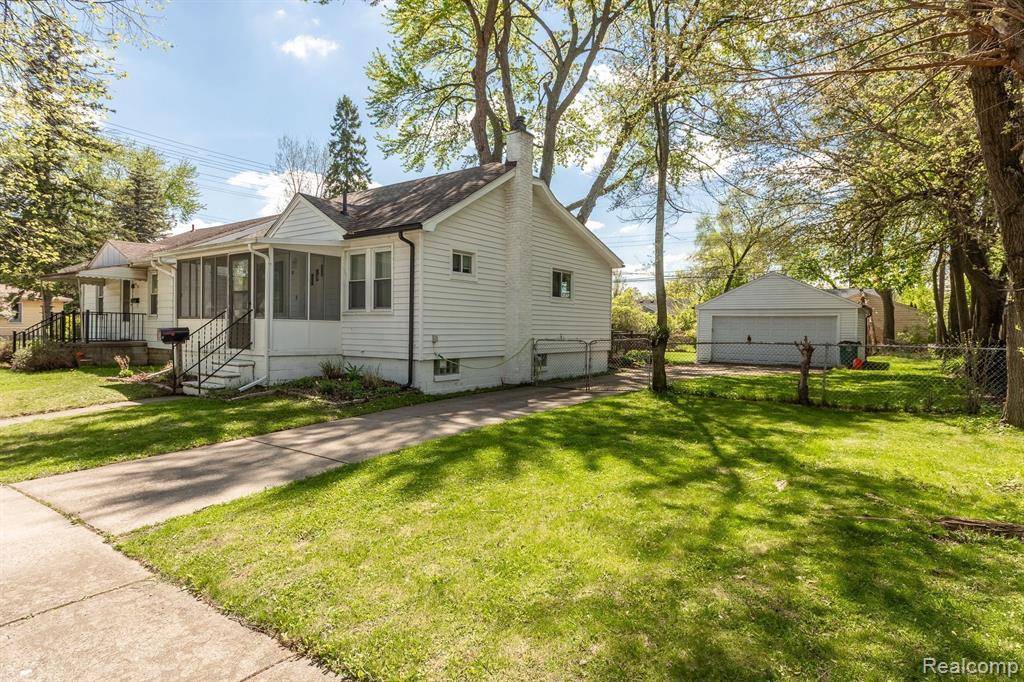 Ferndale, MI 48220,1904 Academy Street