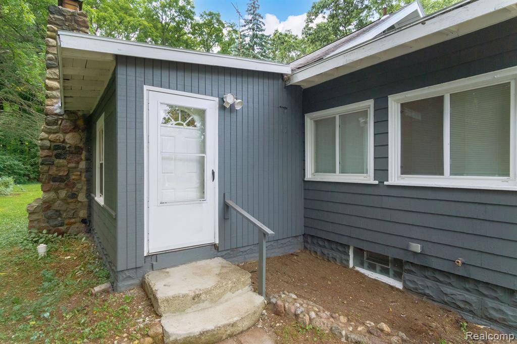 Commerce Twp, MI 48382,10779 BOGIE LAKE Road
