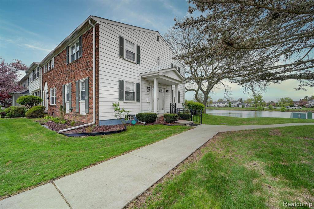 Northville, MI 48167,19824 IRONGATE