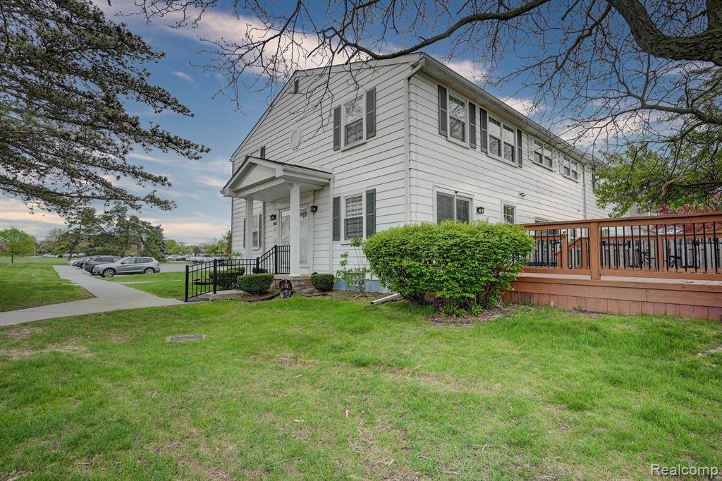 Northville, MI 48167,19824 IRONGATE