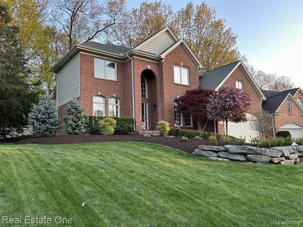 Rochester, MI 48307,516 BLOOMER RIDGE Drive
