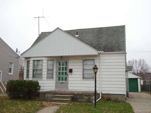 Eastpointe, MI 48021,17628 TOEPFER Drive